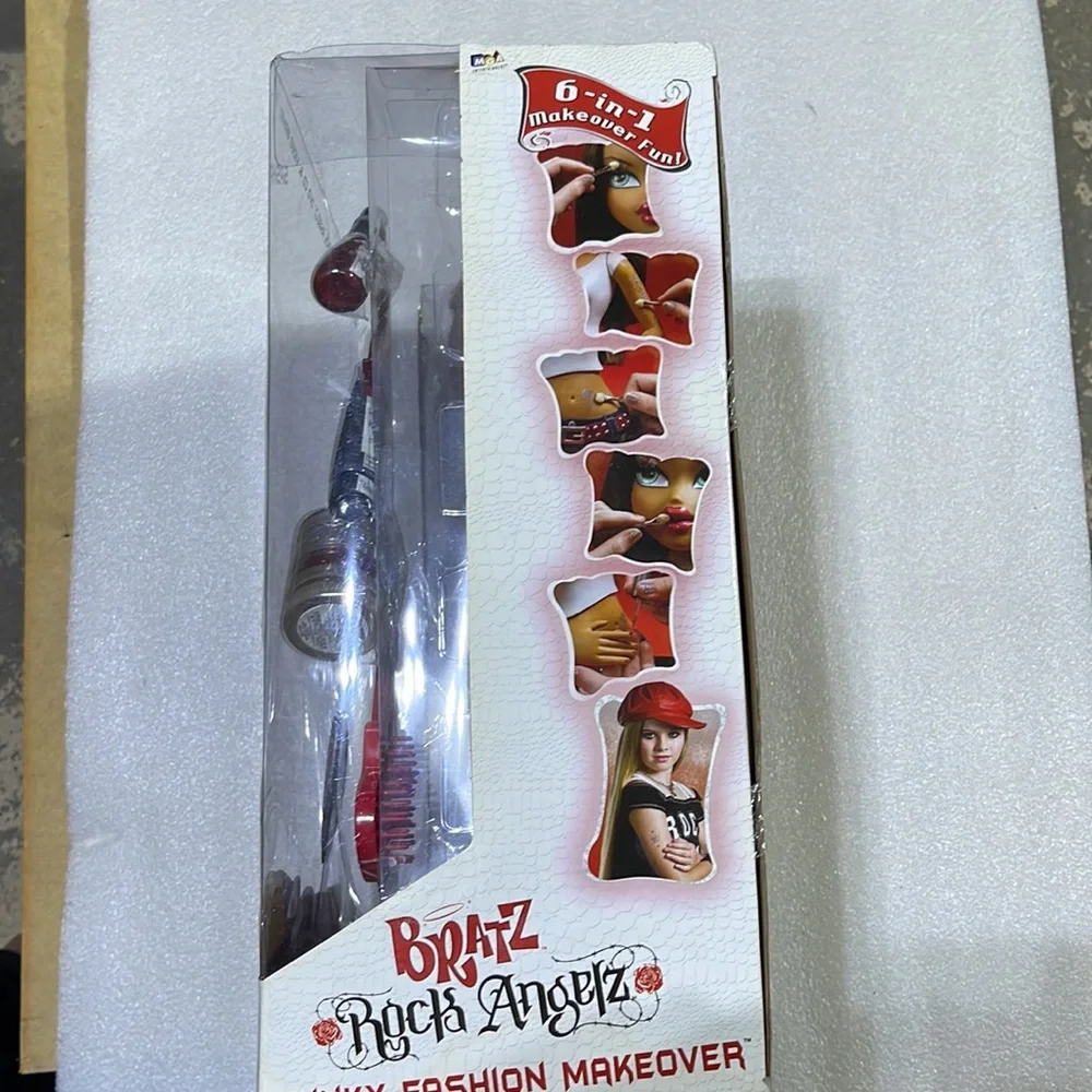 🦄 Unicorn RARE 👀 NWT 2004 Bratz Rock Angelz Funky Fashion Makeover - Sasha - Picture 4 of 10
